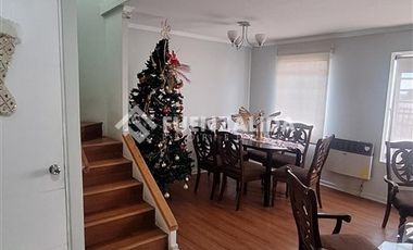 Casa en Venta en Rojas Magallanes/El Hualle sur