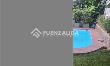 Casa en Venta en Rojas Magallanes/El Hualle sur