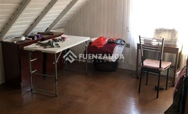 Casa en Venta en Av. Macul / Victor Domingo Silva