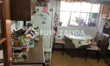 Casa en Venta en Av. Macul / Victor Domingo Silva