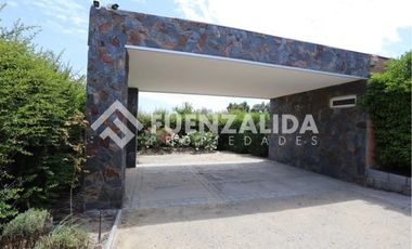 Casa en Venta en Laguna Piedra Roja