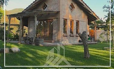 Casa en Arriendo en Camino El Cerrillo, Zapallar, Curicó