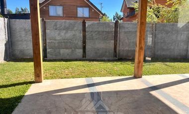 Casa en Arriendo en ZAPALLAR, CURICO