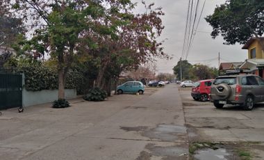 ARRIENDO CASA INTERIOR  EL BOSQUE 2D  INDEPENDIENTE