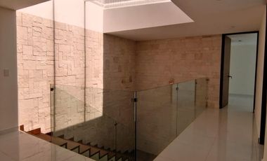 EXTRAORDINARIA CASA EN RENTA PEDREGAL DE SAN FRANCISCO, PARA ESTRENAR, VIGILANCIA