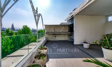 OPORTUNIDAD!!!! Impecable Triplex orientación norte, con azotea