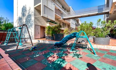 OPORTUNIDAD!!!! Impecable Triplex orientación norte, con azotea