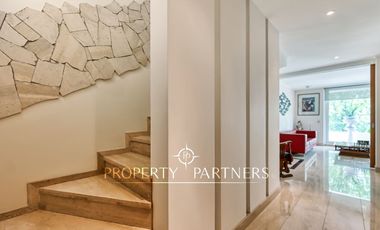 OPORTUNIDAD!!!! Impecable Triplex orientación norte, con azotea