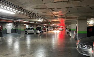 Estacionamientos con renta permanente