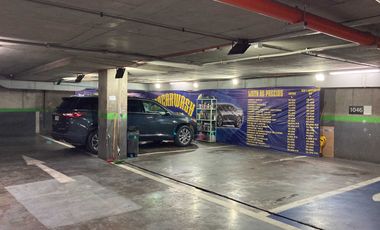 Estacionamientos con renta permanente