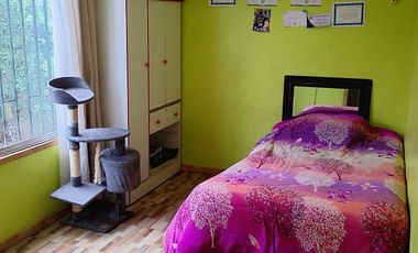 CASA REGULARIZADA CON LOCAL COMERCIAL– Sector El Principal, Pirque