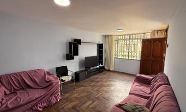 Venta De Triplex En 2Do Piso A Un Paso De La Univ. San Marcos Y Católica, Cercado