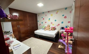 Alquiler de Lujoso Departamento En Chacarilla del Estanque - Surco