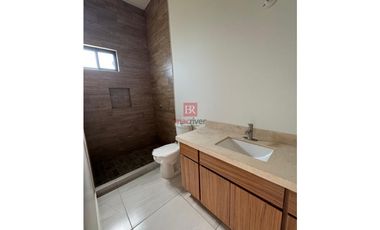 CASA EN RENTA EN SAN PEDRO RESIDENCIAL. CD. OBREGÓN, SONORA