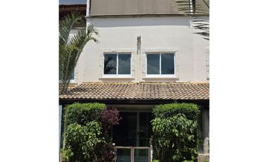 CASA EN VENTA XOCHITEPEC (TULIPANES)