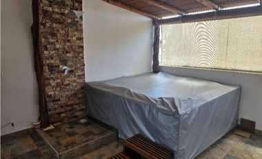 CASA EN VENTA XOCHITEPEC (TULIPANES)