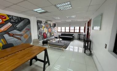 ENTRE HUERFANOS Y AGUSTINAS