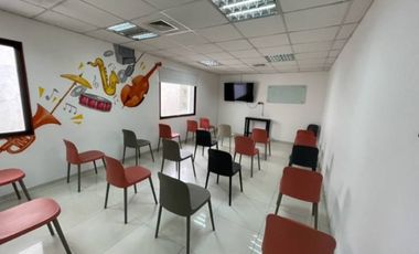 ENTRE HUERFANOS Y AGUSTINAS