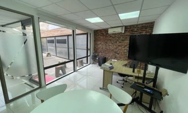 ENTRE HUERFANOS Y AGUSTINAS