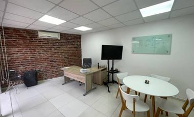 ENTRE HUERFANOS Y AGUSTINAS