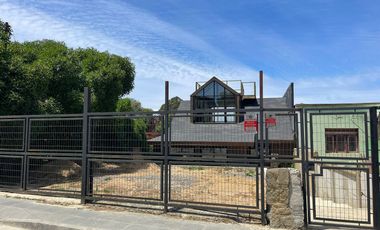 Espectacular casa en Litoral Central