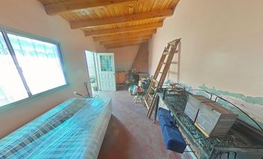 CASA EN VENTA 4 DORMITORIOS EN GODOY CRUZ CON TOUR VIRTUAL