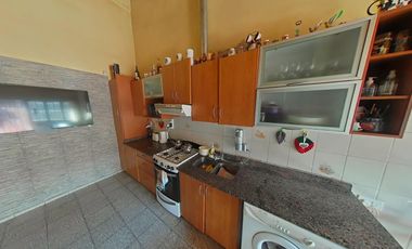 CASA EN VENTA 4 DORMITORIOS EN GODOY CRUZ CON TOUR VIRTUAL