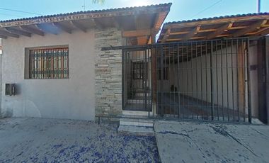CASA EN VENTA 4 DORMITORIOS EN GODOY CRUZ CON TOUR VIRTUAL