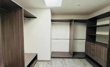 RENTA CASA EN LOMAS DE ANGELOPOLIS. PARQUE ZACATECAS.PUEBLA