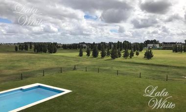 Casa en alquiler con vista a la laguna en La Providencia