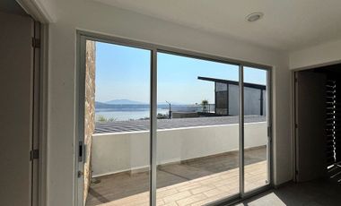 Casa en Venta minimalista,  Vistalago Tequesquitengo con carril de nado y jardín