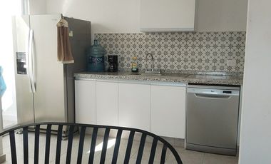 Casa en Venta minimalista,  Vistalago Tequesquitengo con carril de nado y jardín