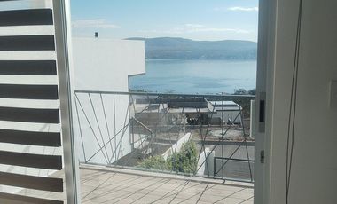 Casa en Venta minimalista,  Vistalago Tequesquitengo con carril de nado y jardín