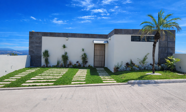 En venta Casa 27 en Vistalago Tequesquitengo | Ideal para inversión y descanso