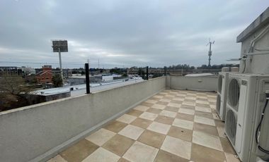 VENTA DEPARTAMENTO 4 AMBIENTES. EXCELENTE UBICACION KM 50 A METROS DE PANAMERICANA.