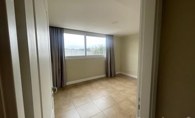 VENTA DEPARTAMENTO 4 AMBIENTES. EXCELENTE UBICACION KM 50 A METROS DE PANAMERICANA.