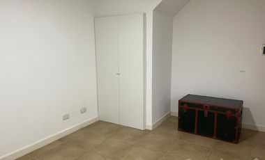 VENTA DEPARTAMENTO 4 AMBIENTES. EXCELENTE UBICACION KM 50 A METROS DE PANAMERICANA.