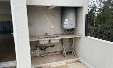 VENTA DEPARTAMENTO 4 AMBIENTES. EXCELENTE UBICACION KM 50 A METROS DE PANAMERICANA.