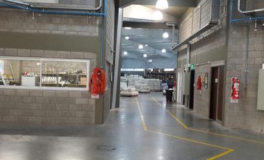 NAVE INDUSTRIAL EN GENERAL RODRIGUEZ  400 METROS  DE RUTA 24  APTO CATEGORIA 3