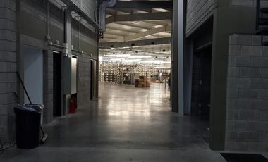 NAVE INDUSTRIAL EN GENERAL RODRIGUEZ  400 METROS  DE RUTA 24  APTO CATEGORIA 3