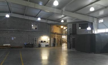NAVE INDUSTRIAL EN GENERAL RODRIGUEZ  400 METROS  DE RUTA 24  APTO CATEGORIA 3