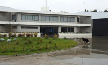 NAVE INDUSTRIAL EN GENERAL RODRIGUEZ  400 METROS  DE RUTA 24  APTO CATEGORIA 3