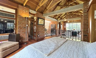 CASA EN VENTA TIPO SUITE DÚPLEX EN YARUQUÍ