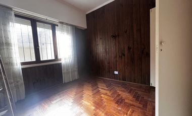 CASA 3 AMB MAS LOCAL