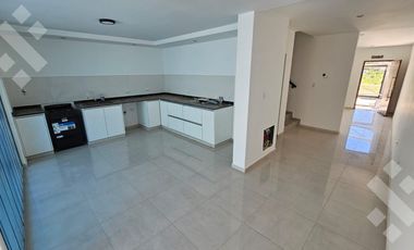 VENTA - Duplex 3 dorm - Barrio Altos de Limay - Neuquen Capital