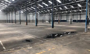 Deposito 10000 m2 - Hurlingham - Parque industrial