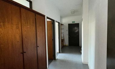 Oficinas en alquiler - 868 m2 - Lote propio sin expensas - 15 cocheras.