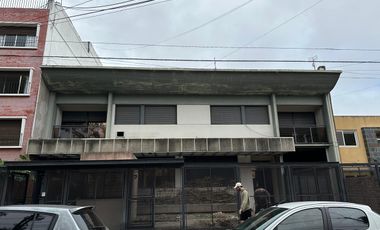 Oficinas en alquiler - 868 m2 - Lote propio sin expensas - 15 cocheras.