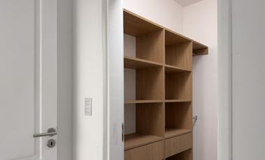 Duplex de 2 dormitorios en alquiler Quebrada de Manantiales, frente espacio verde