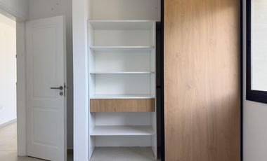 Duplex de 2 dormitorios en alquiler Quebrada de Manantiales, frente espacio verde